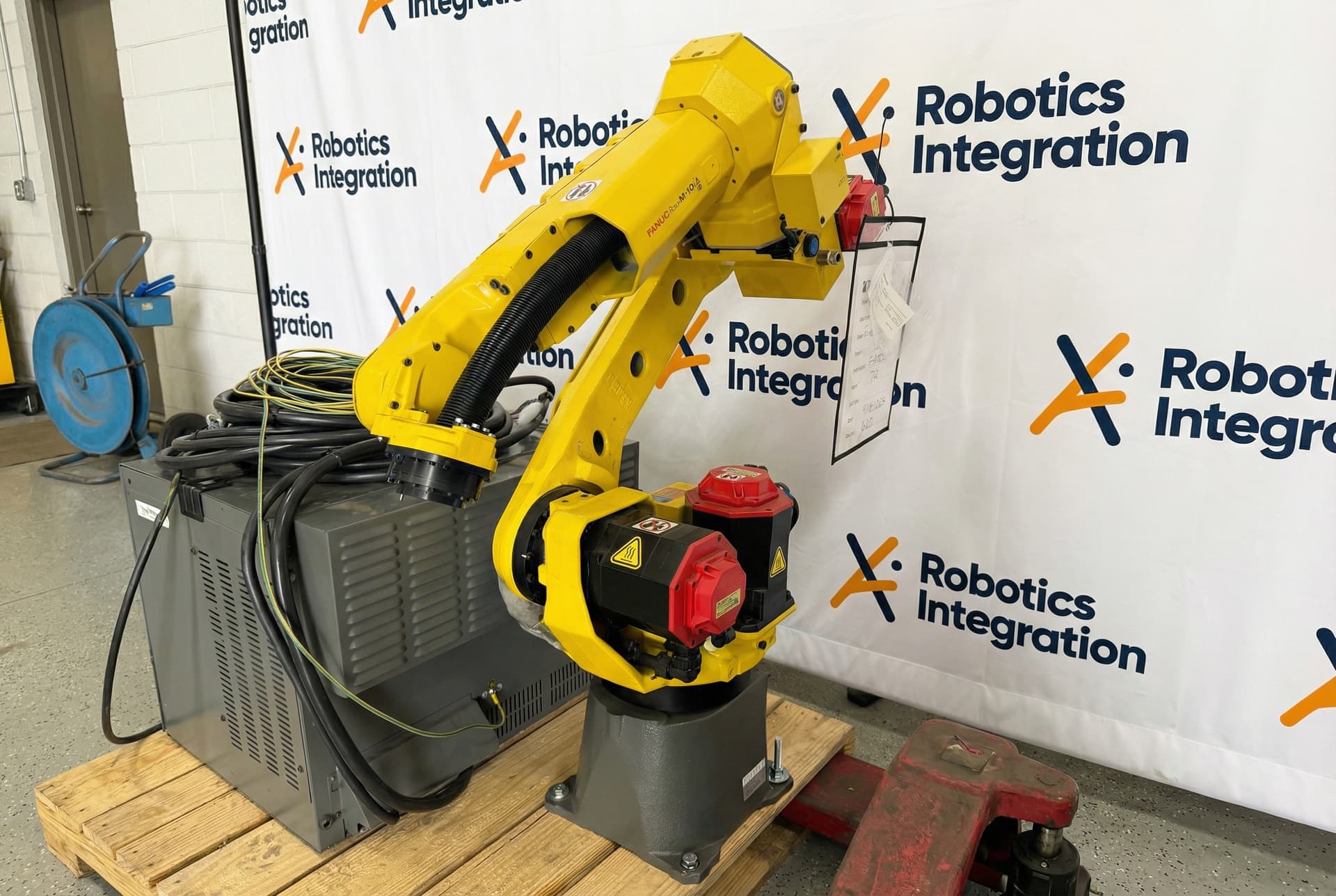 FANUC robot ready for install